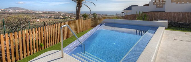 Villa Maria Pool